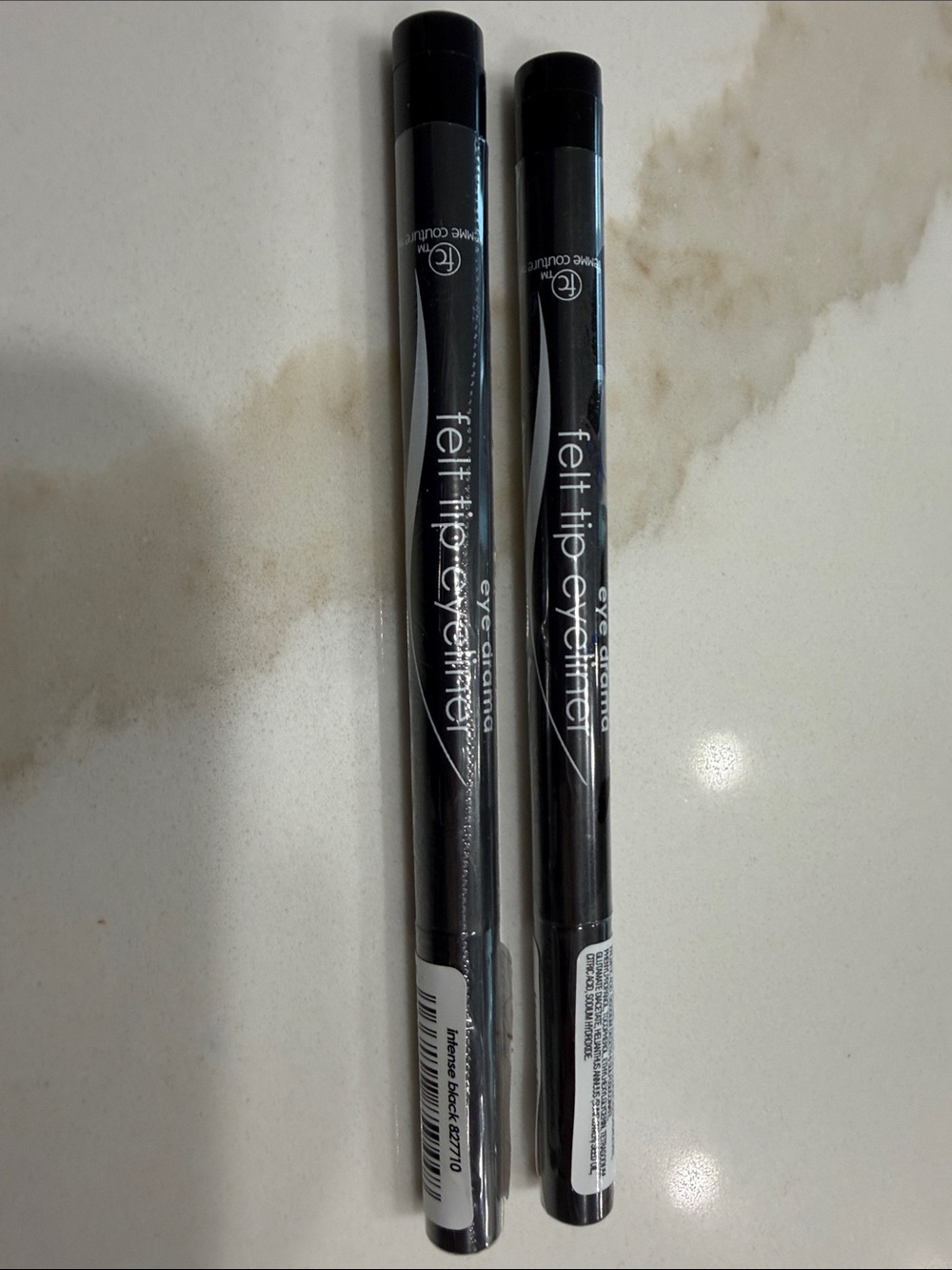 Felt Tip Eyeliner Pen – Black